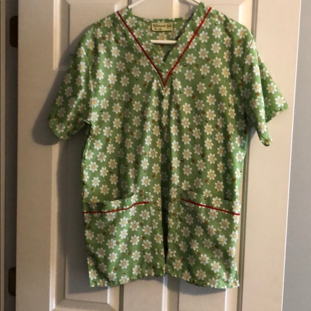 Scrub top